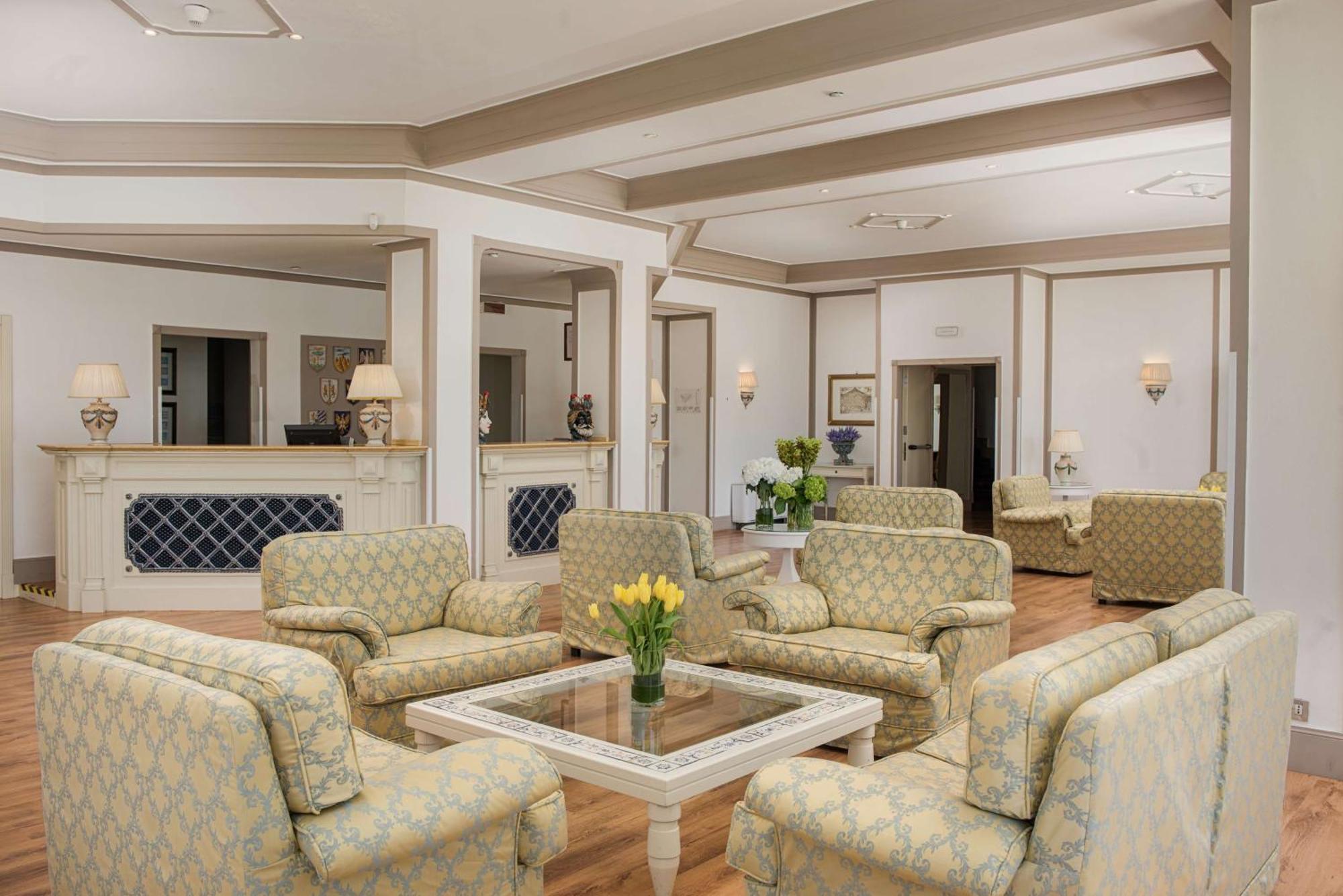 Nh San Mauro Hotel 4*