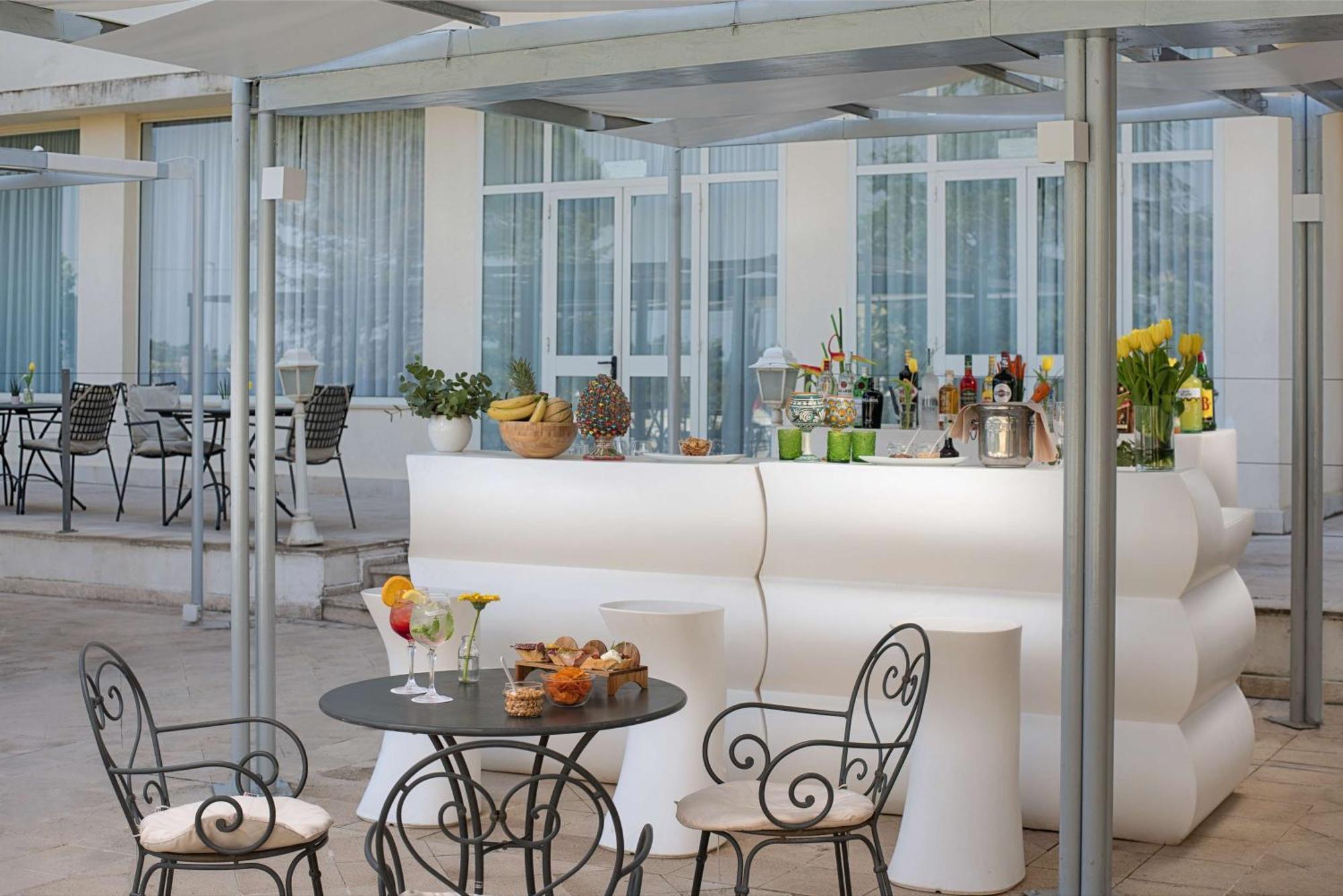 Hotel Nh San Mauro