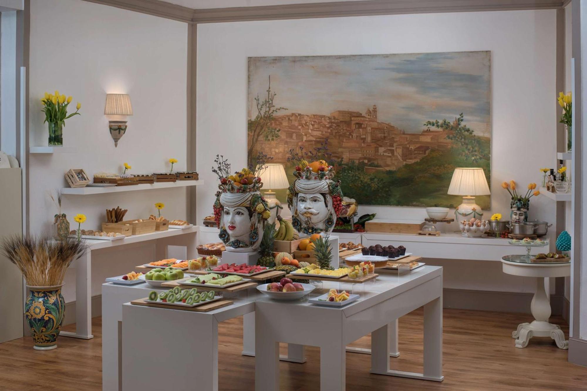Nh San Mauro Hotel