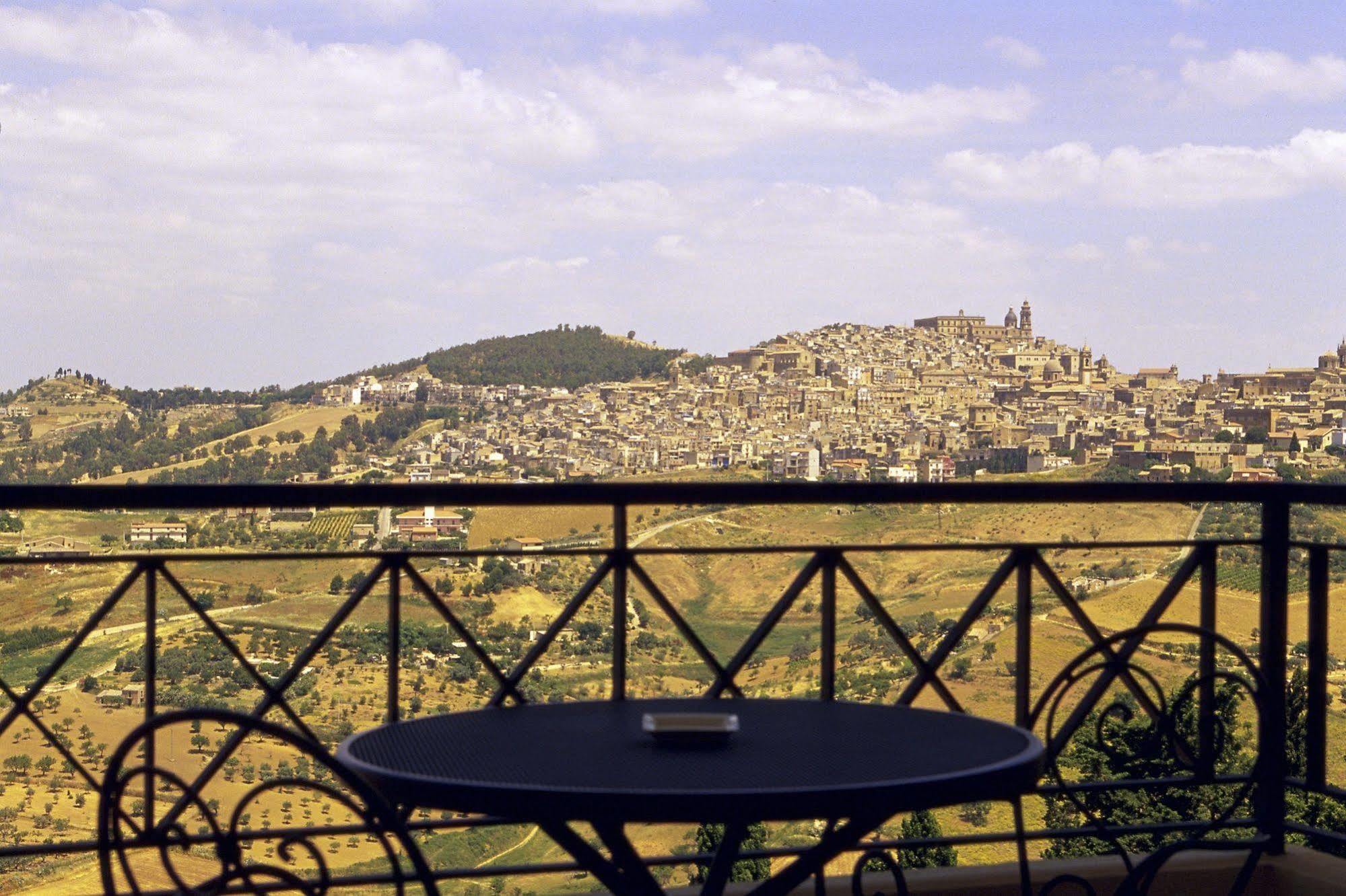 Nh San Mauro Hotel Caltagirone